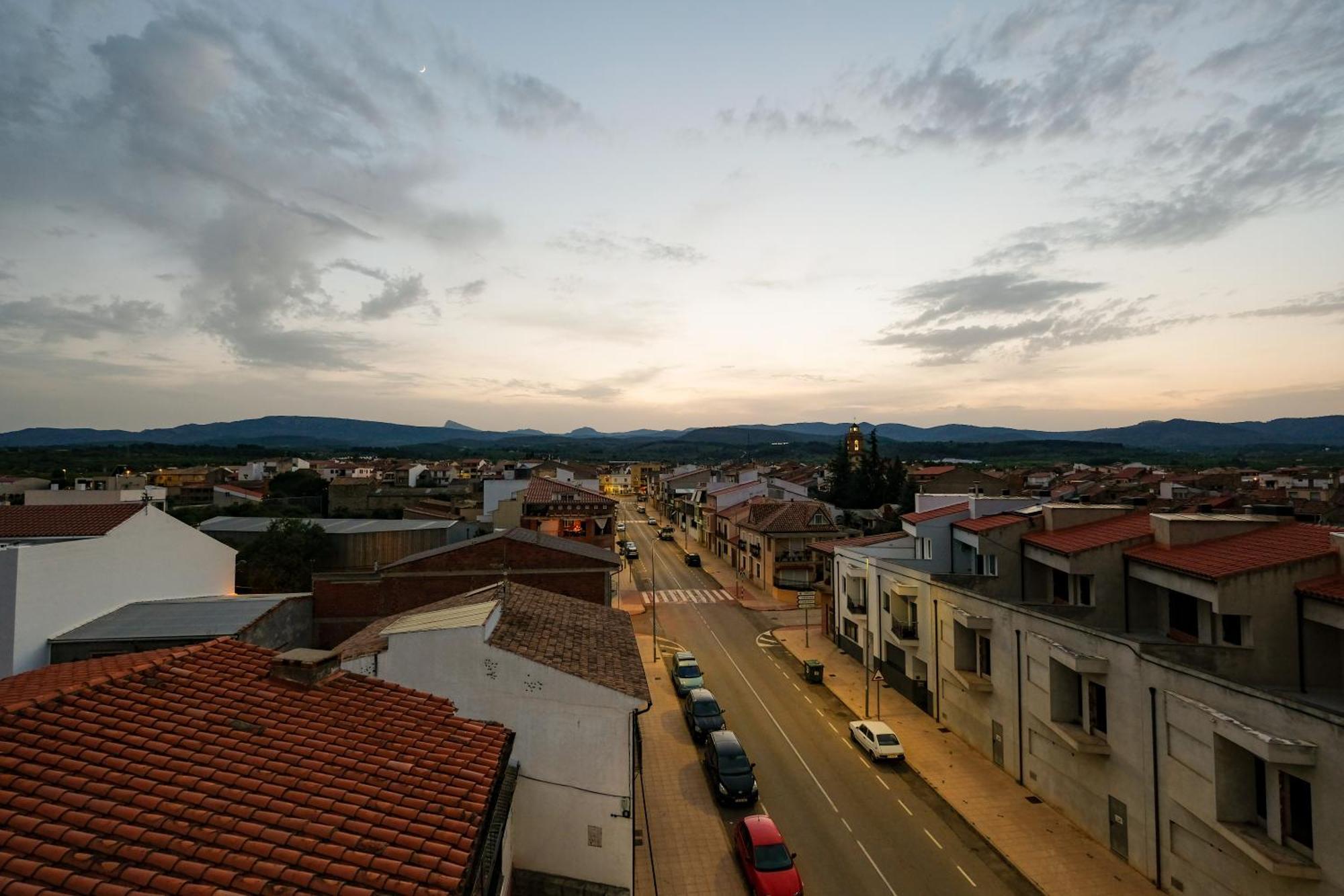 Gegant De Pedra Apartaments Adzaneta Exterior foto